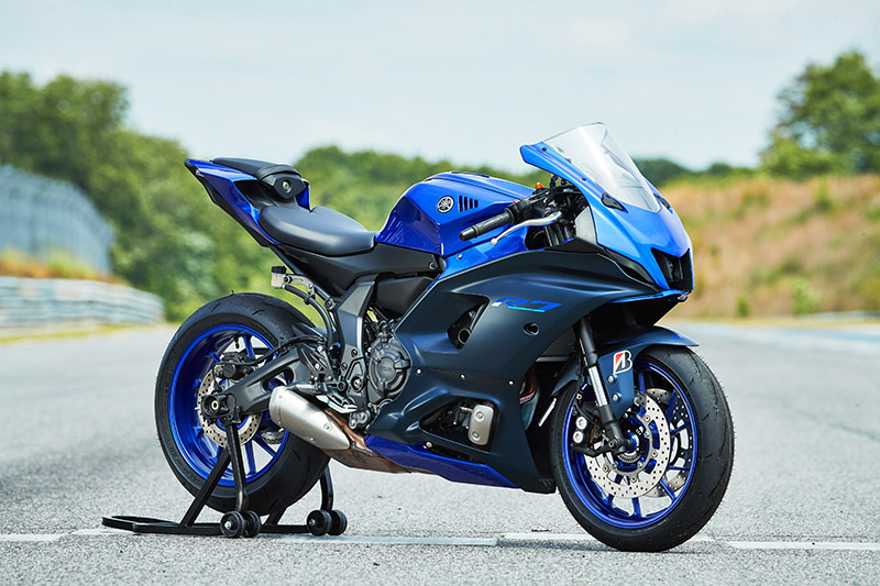 Blue Yamaha R7 parked outdoors